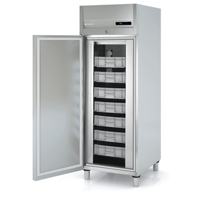 Шафа холодильна CORECO AP750
